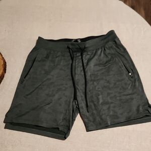 Lululemon Mesh Camo Athletic Shorts - Medium